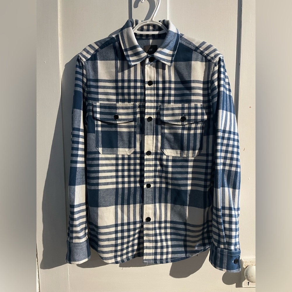 Men’s H&M Plaid Button Up ( Small ) - Picture 3 of 5